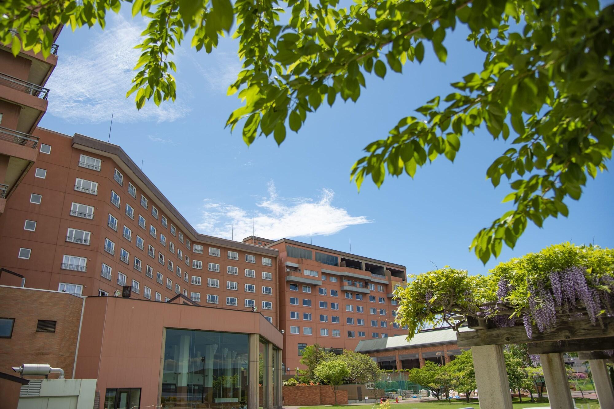 Toyako Manseikaku Hotel Lakeside Terrace Exterior foto